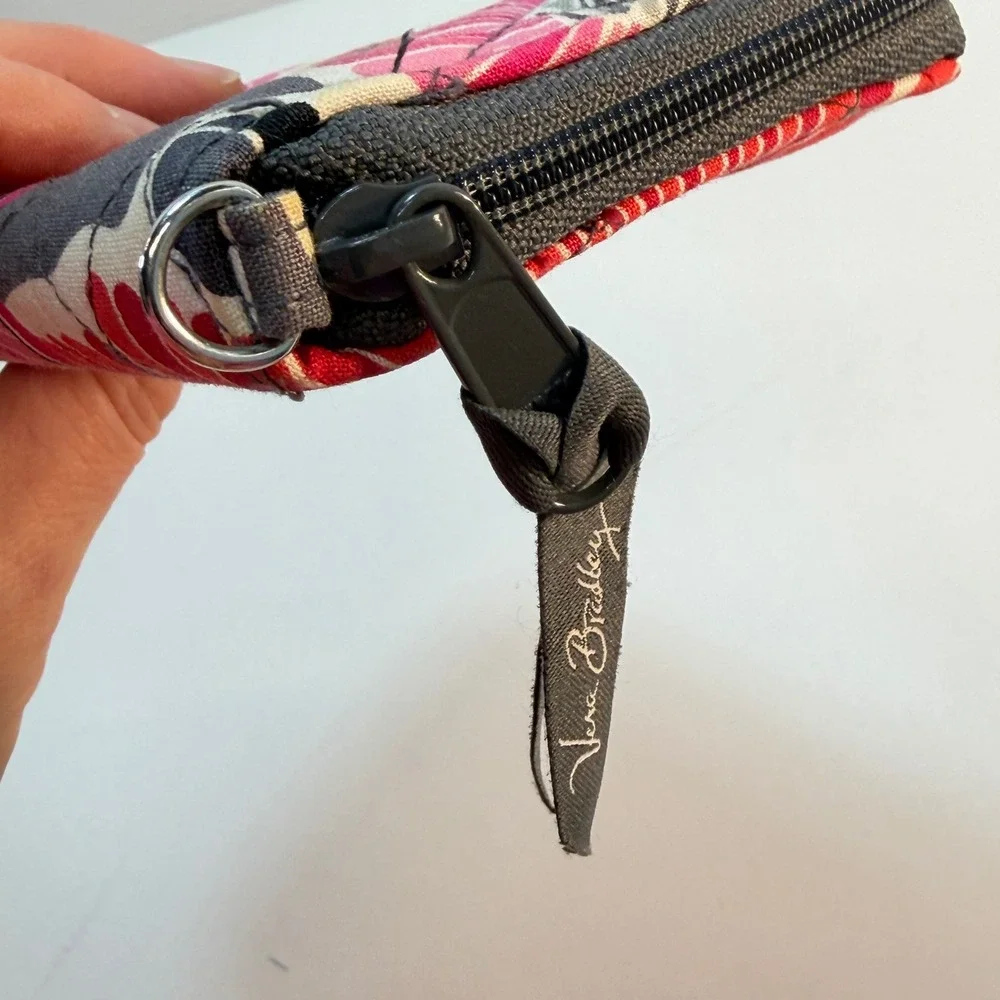 Vera Bradley Zip Around Wallet Cherry Blossoms Pink Red Floral Quilted Cotton - Picture 8 of 8